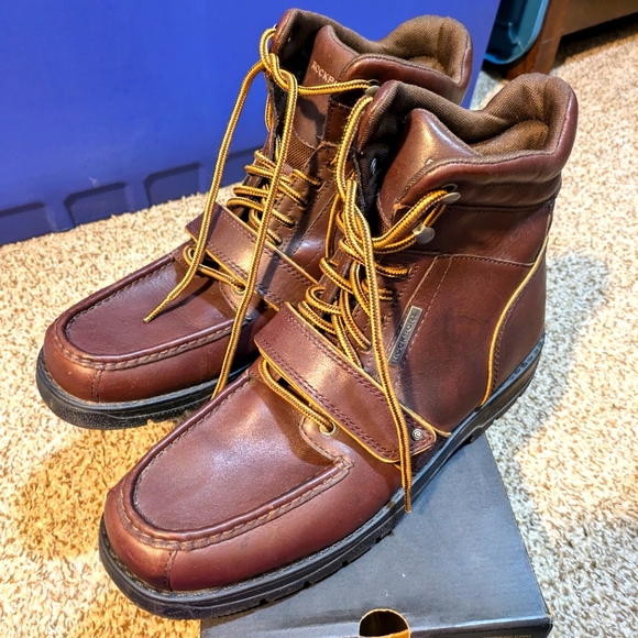 Men's Rockport Brown & Gold Boots - Picture 2 of 6